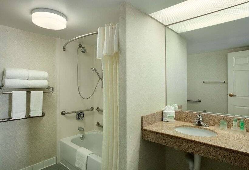 Люкс Адаптированный для Инвалидов, Homewood Suites By Hilton Falls Church   I 495 At Rt. 50