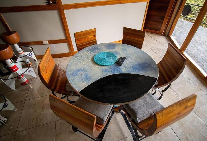 Дом 3 Спальни, Moon Wonders Vacation House