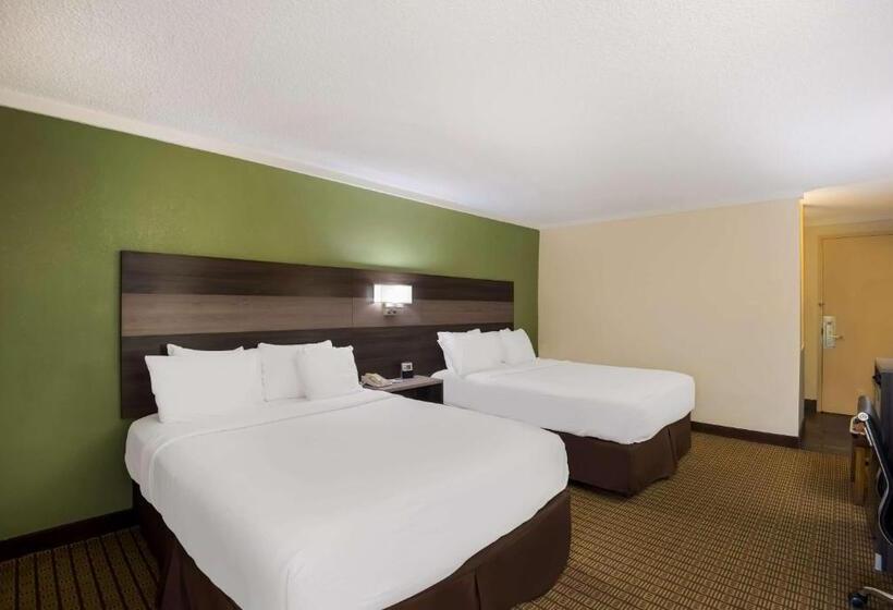 Стандартный Номер Нижний Этаж, Best Western Prairie Inn & Conference Center