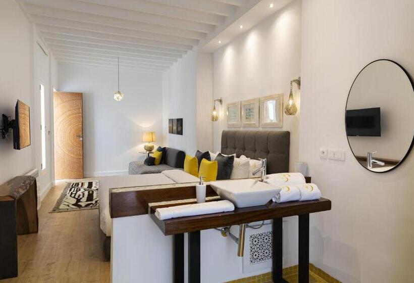 Люкс Deluxe Кровать Кинг, Suite Azur