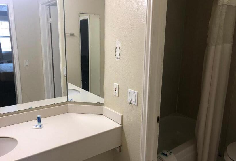 스탠다드 룸 킹사이즈 침대, Americas Best Value Inn Denver