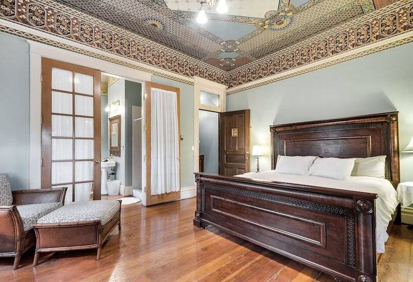 스위트, Lumber Baron Inn