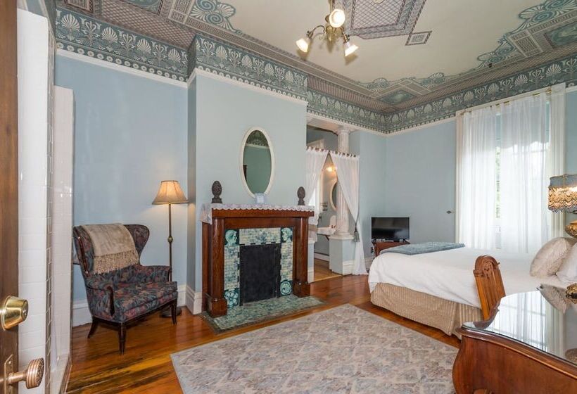 스위트, Lumber Baron Inn