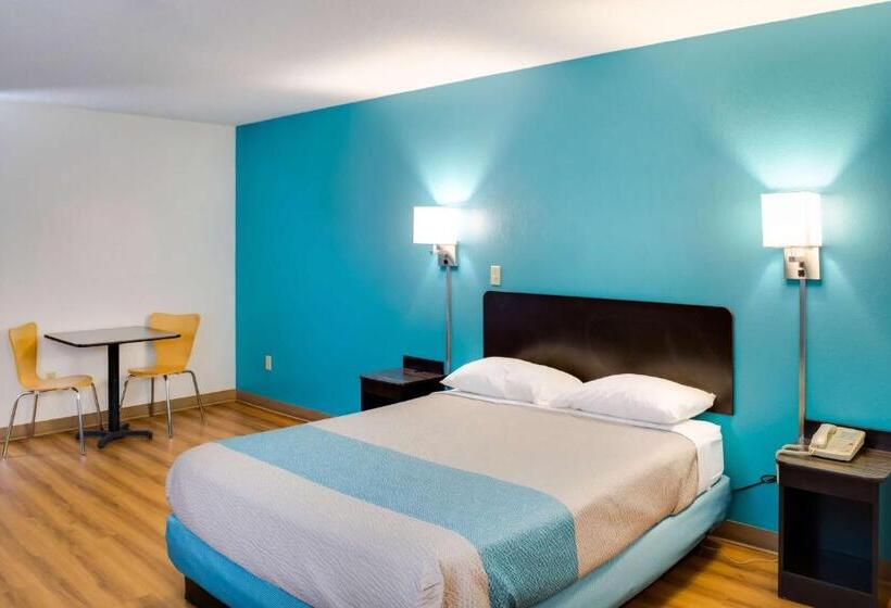 Стандартный Номер Кровать Кинг, Motel 6 Richmond, In