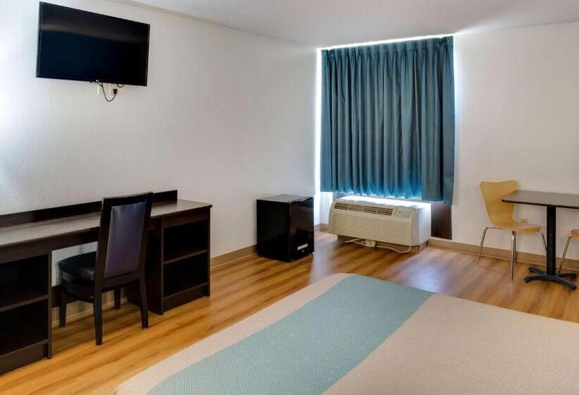 Люкс Кровать Кинг, Motel 6 Richmond, In