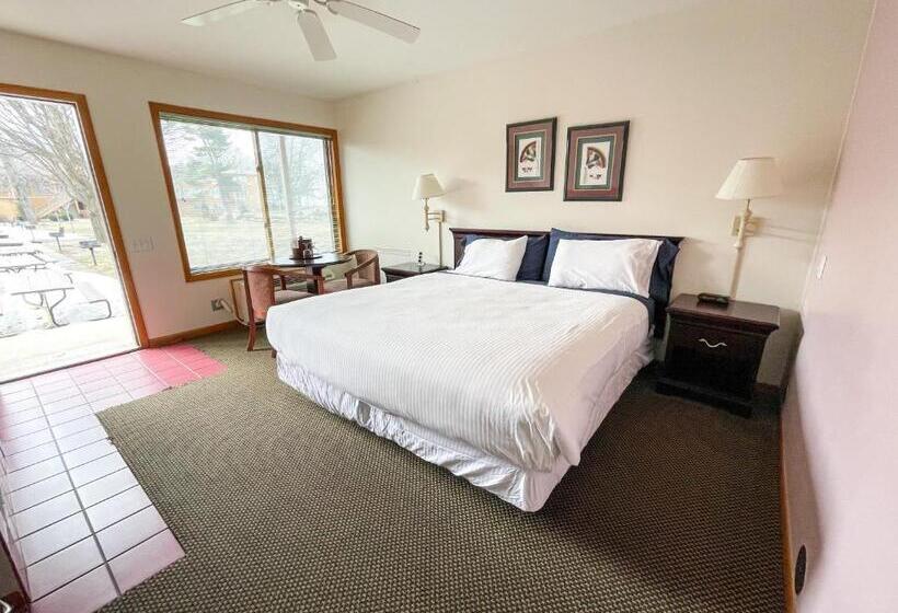 Номер Стандарт Кровать Кинг Адаптированный для Инвалидов, Lake Bluff Inn And Suites