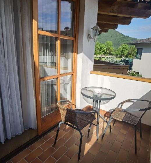 Номер Superior с Балконом, Landhaus Zell Am See