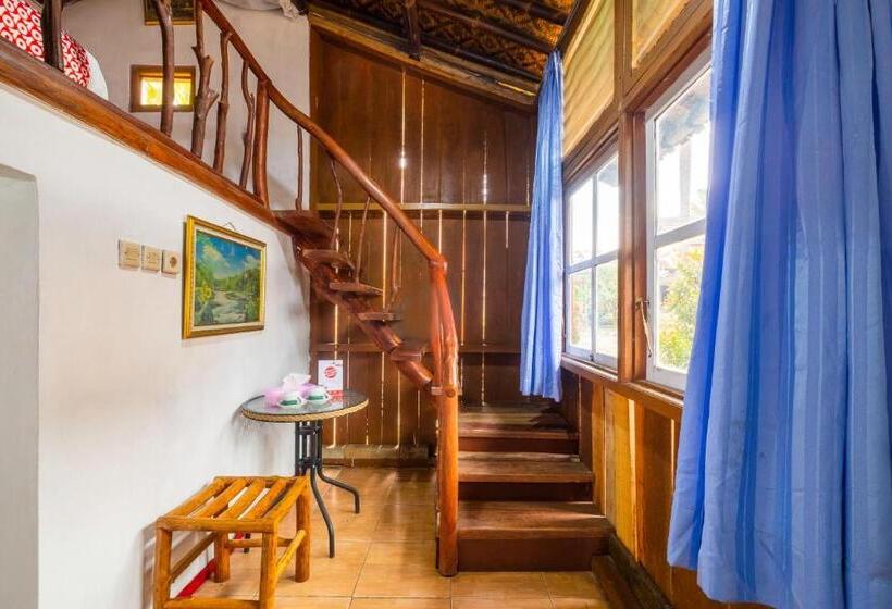 Номер Стандарт, Oyo 2278 Cikidang Hunting Resort