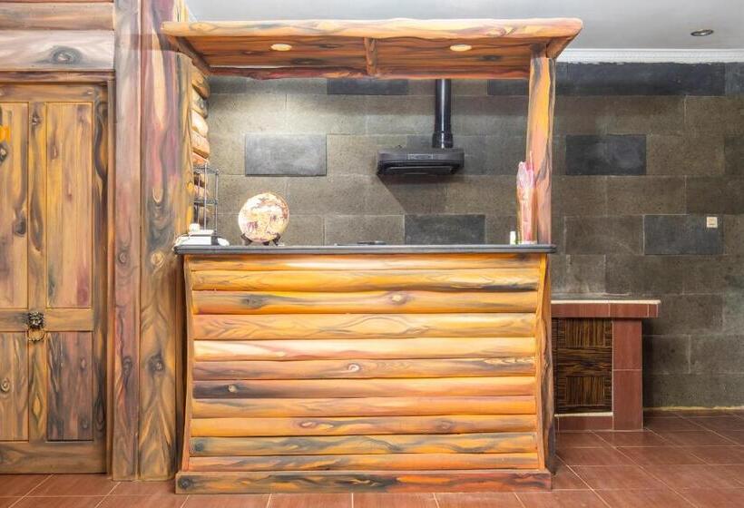 Люкс Повышенной Комфортности, Oyo 2278 Cikidang Hunting Resort