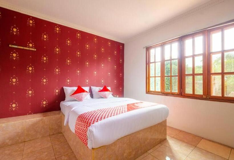 Люкс Повышенной Комфортности, Oyo 2278 Cikidang Hunting Resort