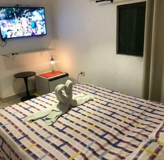 Люкс, The Place Hostel