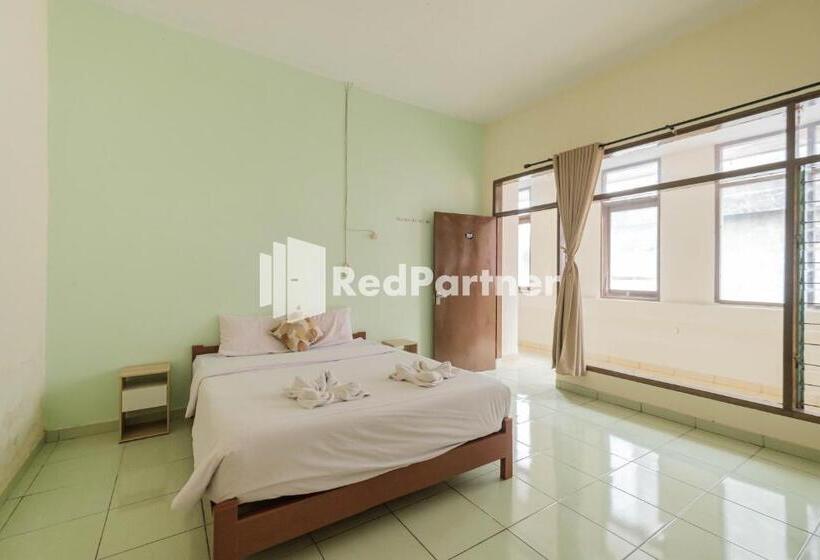 Номер Deluxe, Pondok Cahaya Panorama Mitra Reddoorz