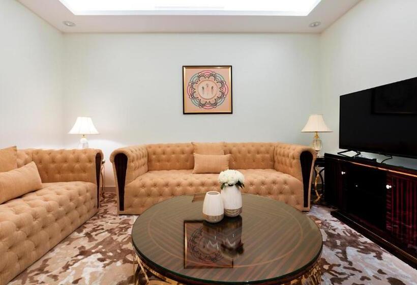 Family Suite, Golden Dream