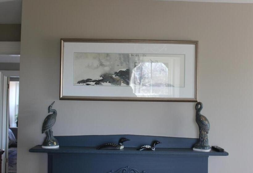 스위트, Maplehurst Manor Bed And Breakfast