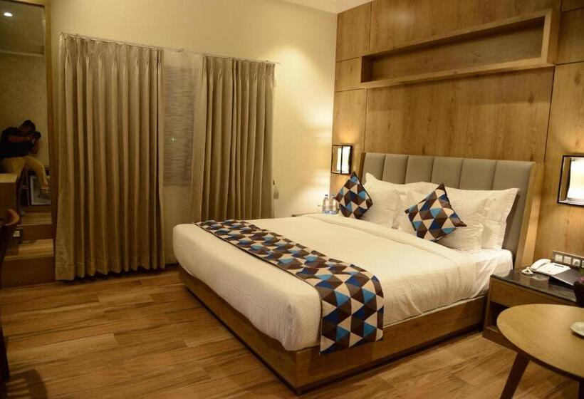 اتاق لوکس, Lords Inn Jamnagar -Motikhavdi