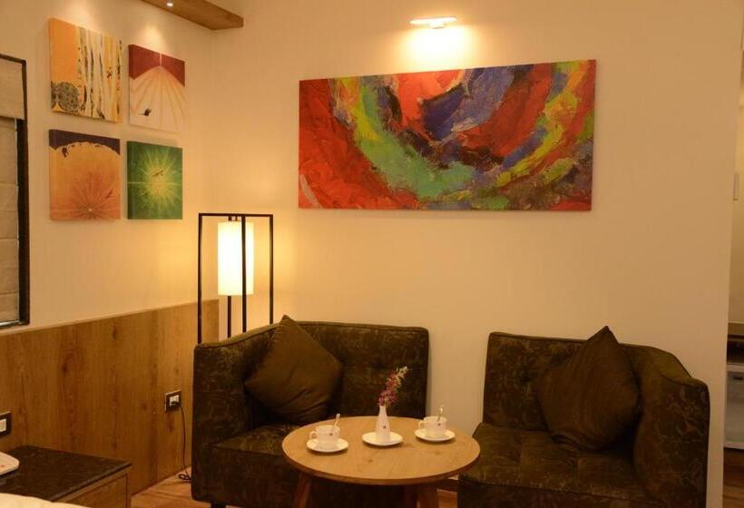 سوییت, Lords Inn Jamnagar -Motikhavdi