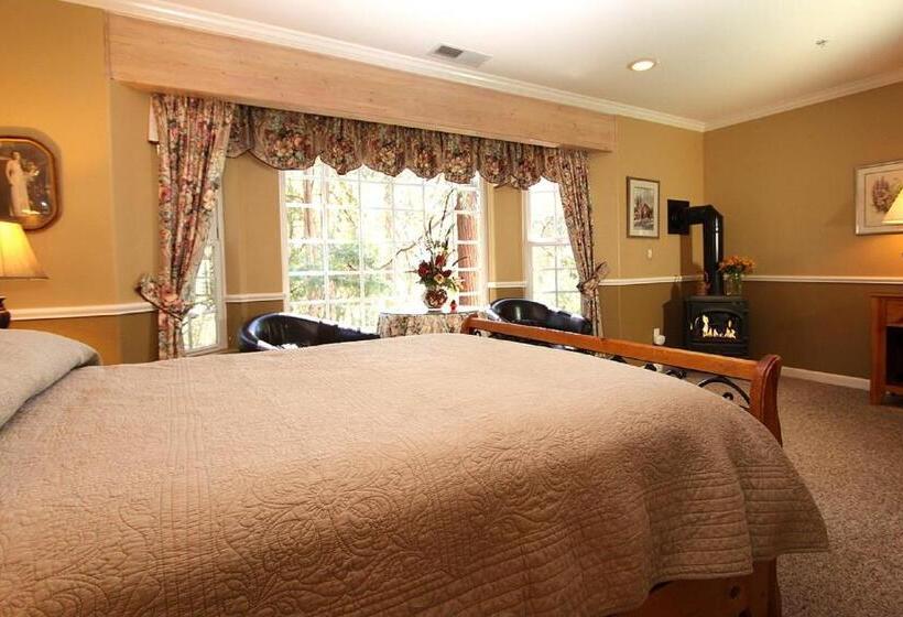 디럭스 룸, Mccaffrey House Bed And Breakfast Inn