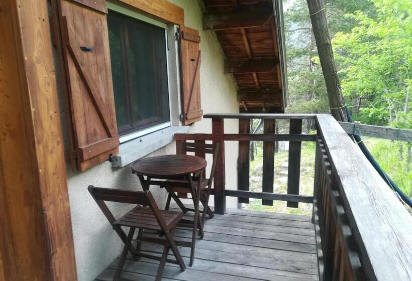 스탠다드 트리플 룸, Chambre Les Ormes