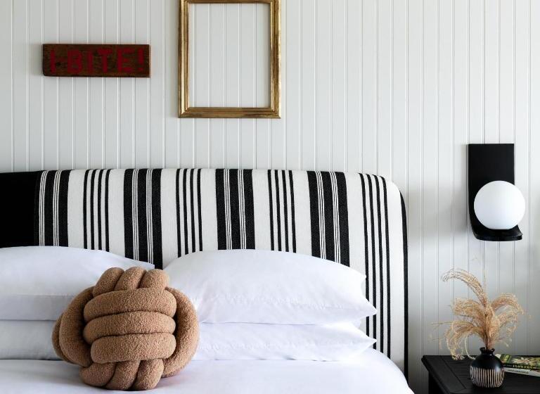 اتاق استاندارد, Bluebird Ocean Point Inn