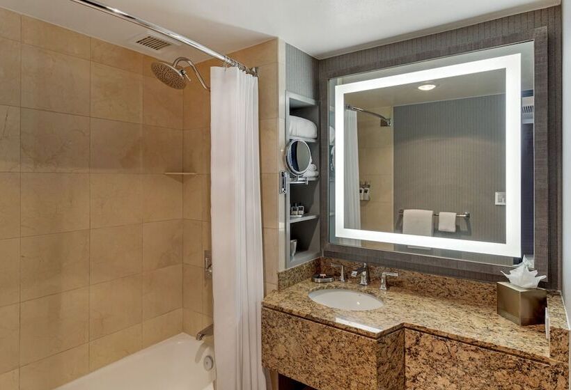 Номер Deluxe, Omni New Haven Hotel At Yale