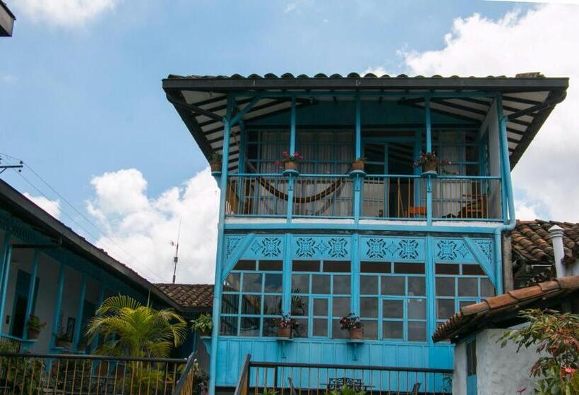 스위트, Casa Hotel El Compadre