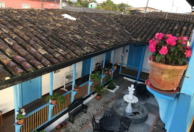 스위트, Casa Hotel El Compadre