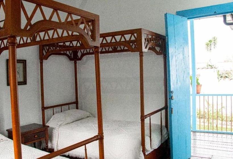 4인용 스탠다드 룸, Casa Hotel El Compadre