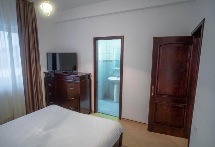 آپارتمان 1 خوابه با چشم‌انداز, Chalet 173