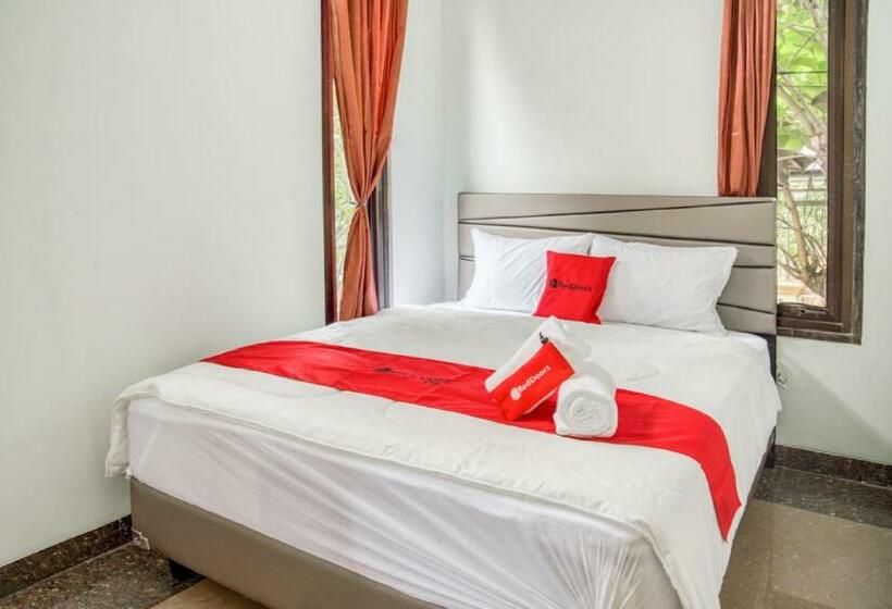 Номер Стандарт, Reddoorz Near Taman Mini Jakarta
