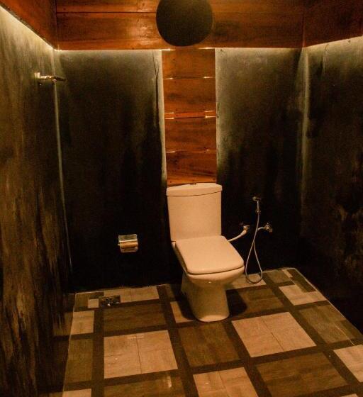 اتاق لوکس با تخت بزرگ, Igabara Hobbit House