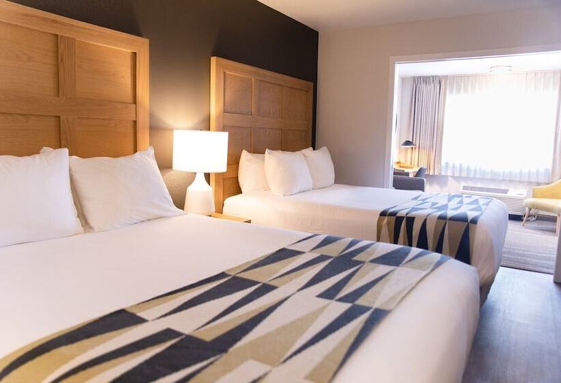 이그제큐티브 스위트, Oxford Suites Redding