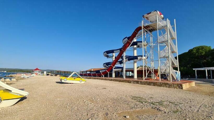 خانه 1 خوابه, Mobile Home Tim