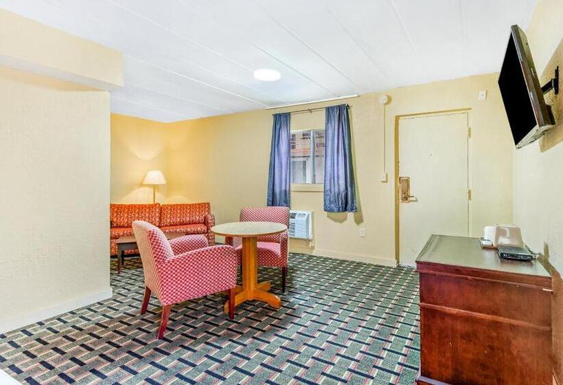 Suite, Peoria Il I74