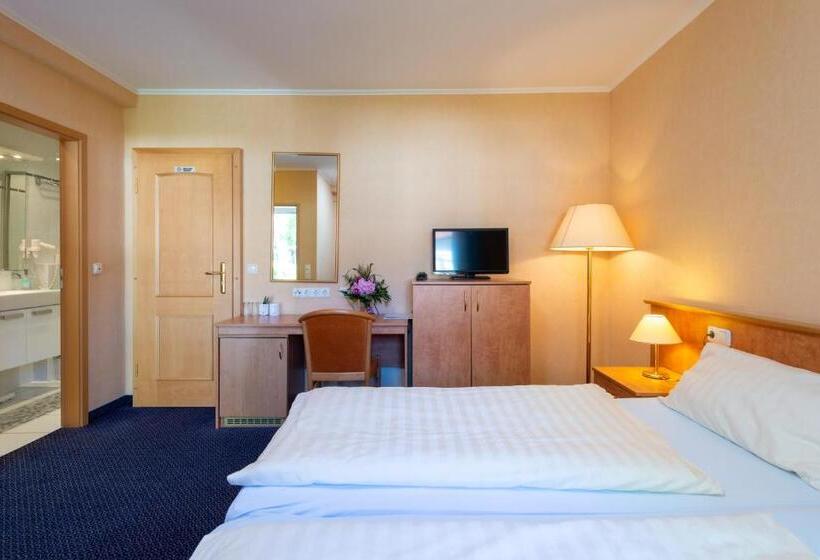 Номер Стандарт, Waldhotel Humboldtsee