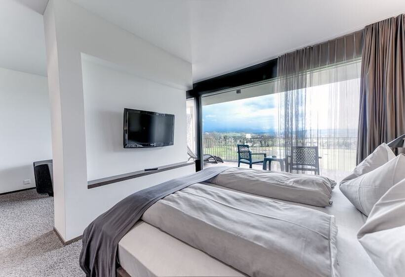 Полулюкс, Small Luxury Hotel Wellnesshotel Golfpanorama