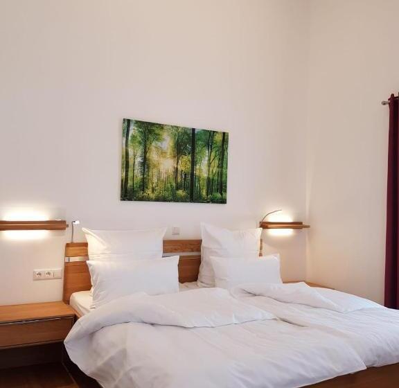 Номер Deluxe Кровать Кинг, Gästehaus Staudenschloss