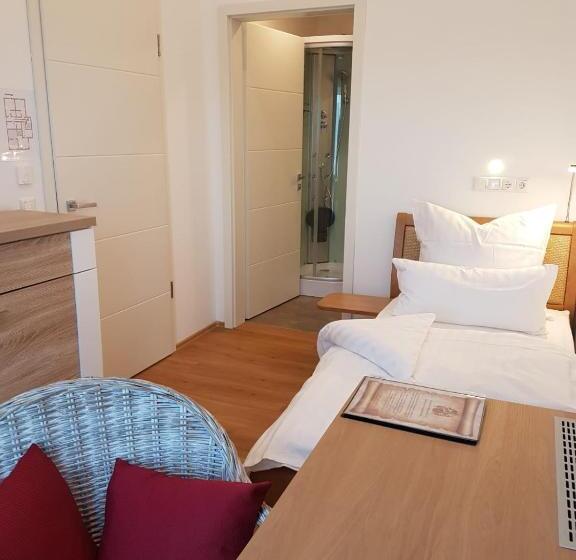 Номер Deluxe Одноместный, Gästehaus Staudenschloss