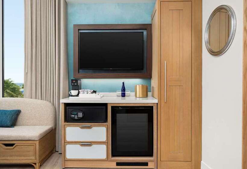 Стандартный Номер Кровать Кинг, Champlain Burlington, Curio Collection By Hilton