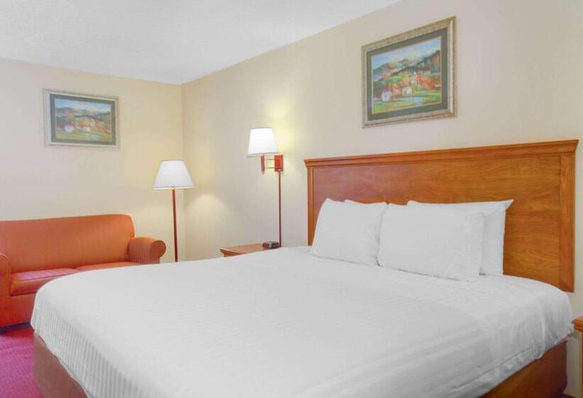 스탠다드 룸 킹사이즈 침대, Econo Lodge