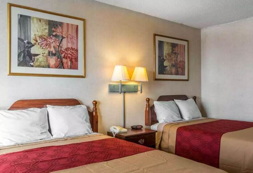 Номер Стандарт 2 Двуспальные Кровати, Econo Lodge