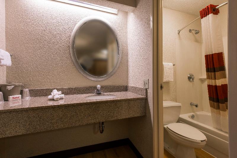 디럭스 룸 킹사이즈 침대, Red Roof Inn Huntington