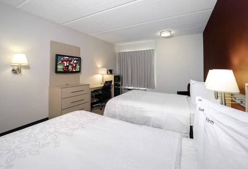 חדר דלוקס, Red Roof Inn Plus + Gainesville