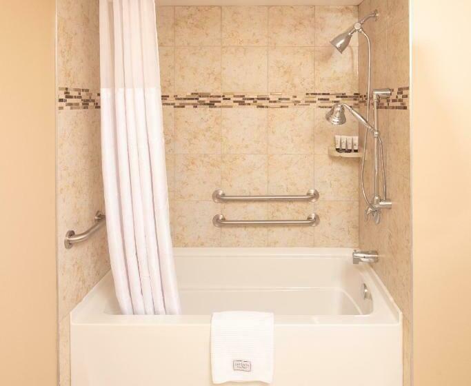 חדר סטנדרט עם מיטת קינג, Red Lion Hotel Orlando Lake Buena Vista South  Near Disney