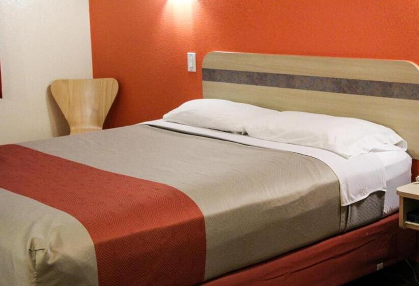 Номер Стандарт, Motel 6 Fort Lupton, Co