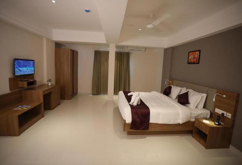 이그제큐티브 스위트, Dhanya Residency