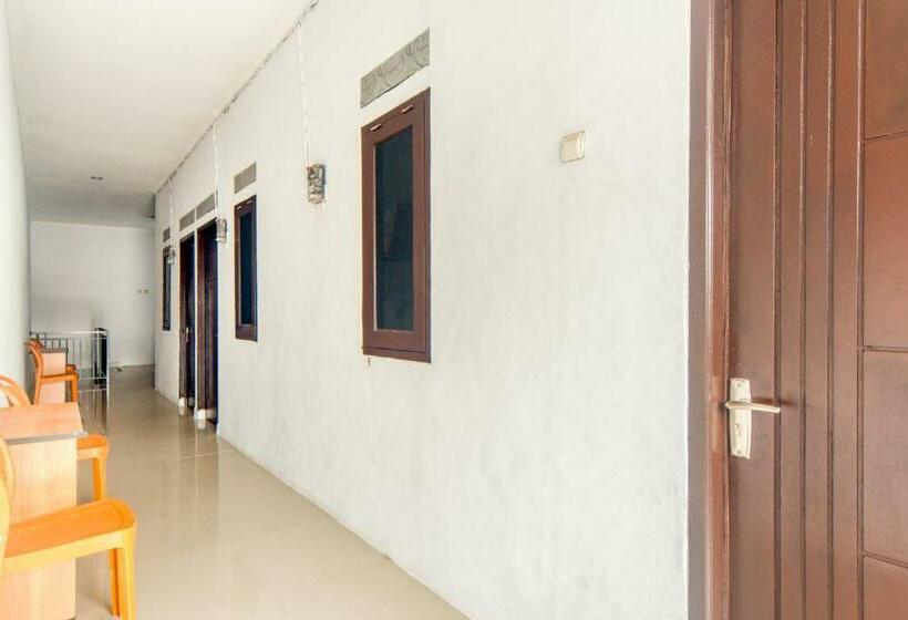 Номер Стандарт, Reddoorz Near Graha Cijantung Mall