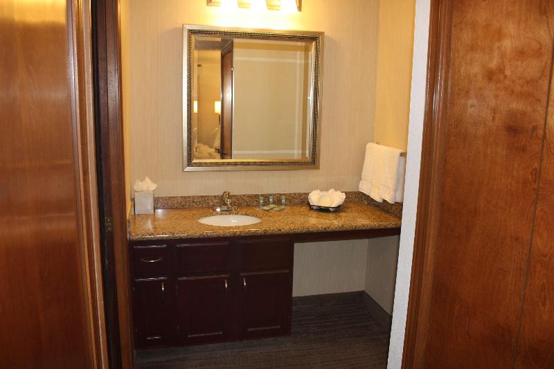 스탠다드 스튜디오, Sens Suites Livermore; Surestay Collection By Best Western