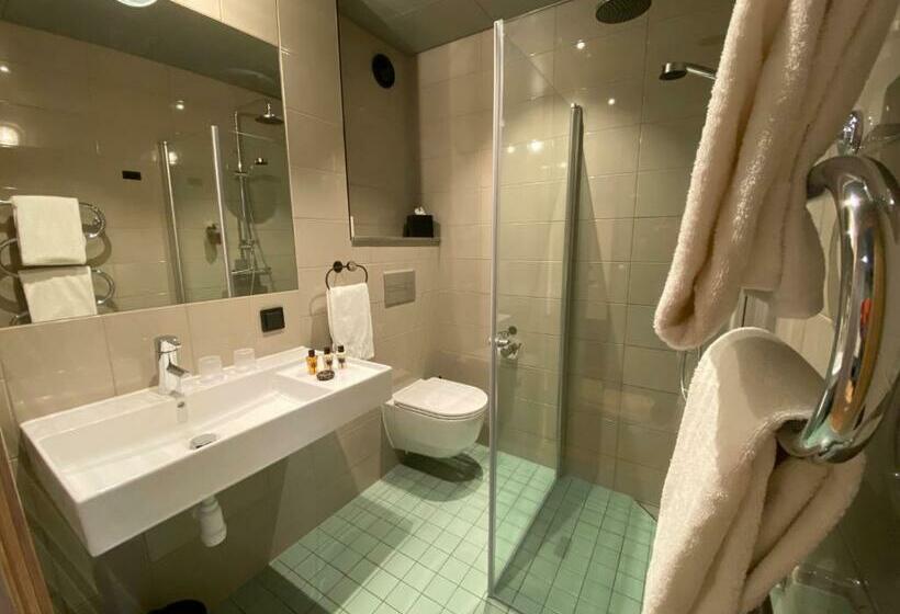 Standard Szoba Terasszal, Fritiden Hotell & Kongress