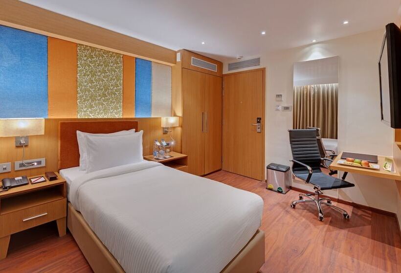 Номер Стандарт, The Fern, Kolhapur