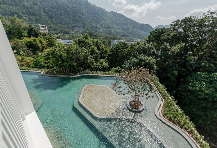 غرفة ديلوكس مطلة على حمام السباحة, Marina Gallery Resort Kacha Kalim Bay   Sha Plus